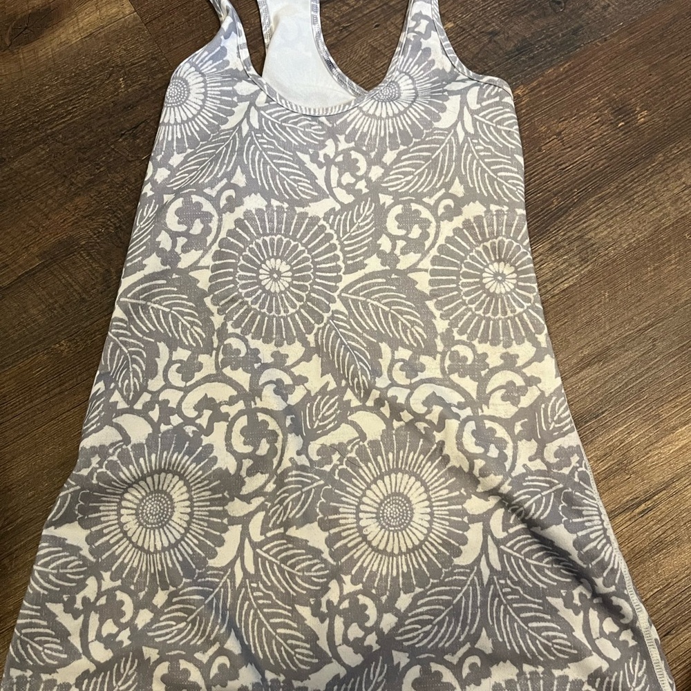 Lululemon Athletica Gray Floral Tank Top​